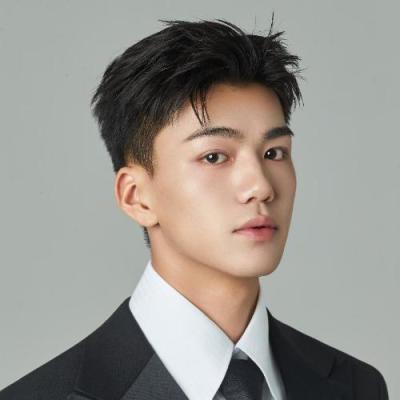 短剧演员邓尼可一