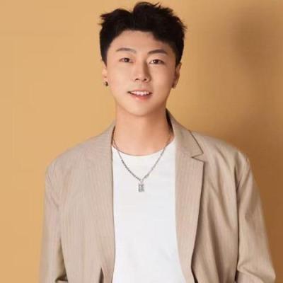 短剧演员刘华旭升