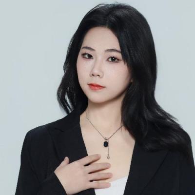 短剧演员尹昭然