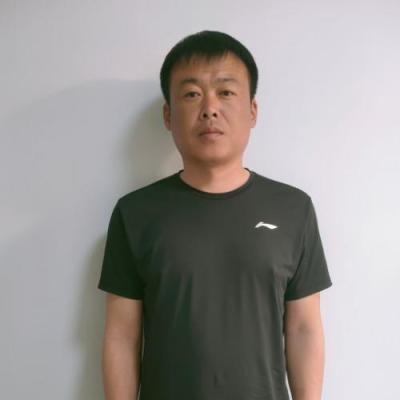 短剧演员卢贵民