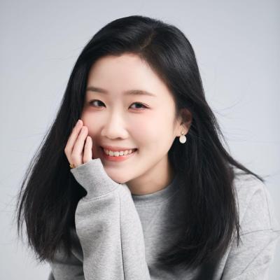 短剧演员郑晓宇