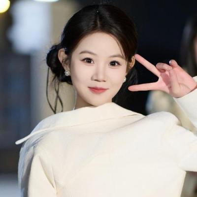 短剧演员周小游