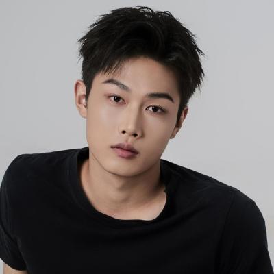 短剧演员李子扬