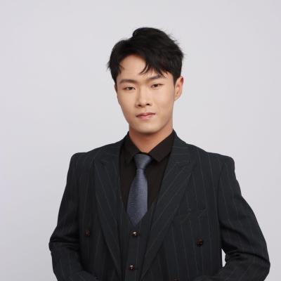 短剧演员马凯旋