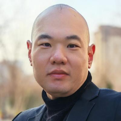 短剧演员侯东方