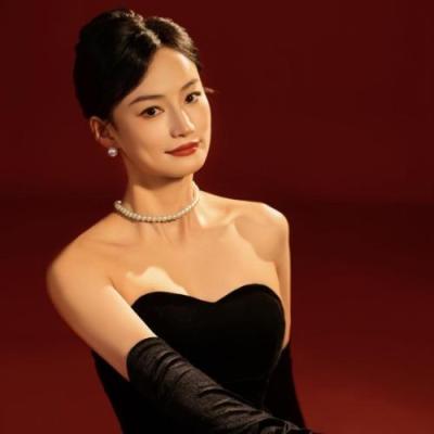 短剧演员黄晶晶