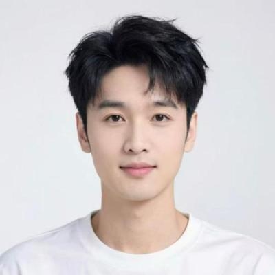 短剧演员赵梓欣