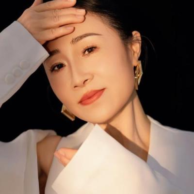 短剧演员李渝红