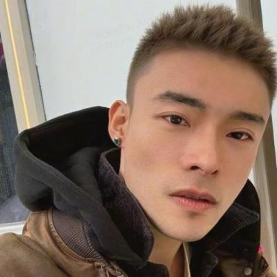 短剧演员吾晟赫