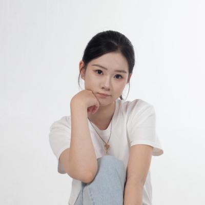短剧演员星靓