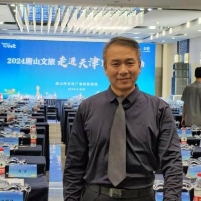 短剧演员韩英杰