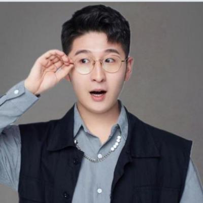 短剧演员钟明远