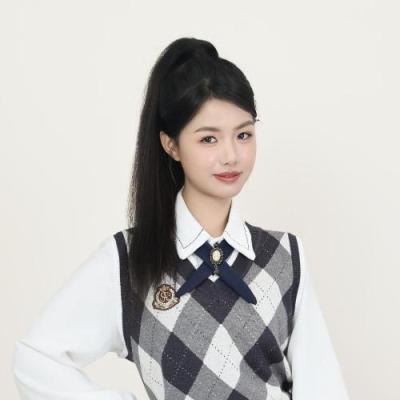 短剧演员宁亦臻