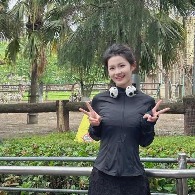 短剧演员王青初