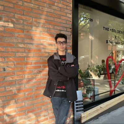 短剧演员陆时珩