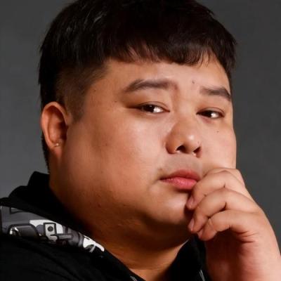 短剧演员时铭健