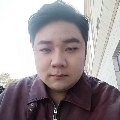 短剧演员杨志敏