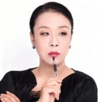 短剧演员李红梅