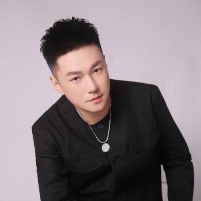 短剧演员杜刚祥