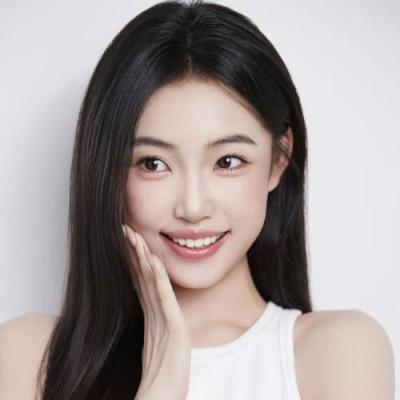 短剧演员袁琬容