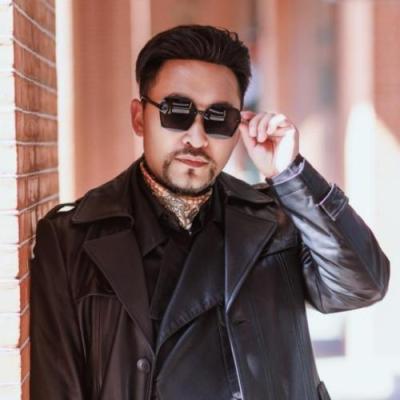 短剧演员李奎文