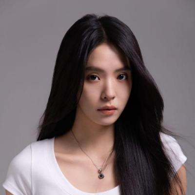 短剧演员冷伊婷