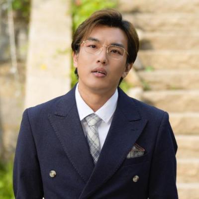 短剧演员郭卫鹏