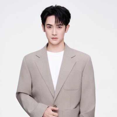 短剧演员管俊杰