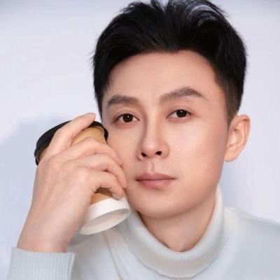 短剧演员董瑜