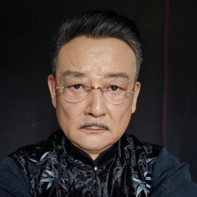 短剧演员李廷正