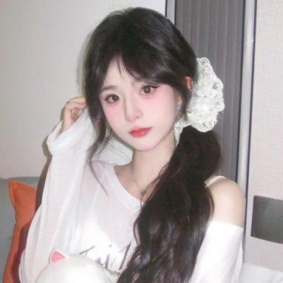 短剧演员月月