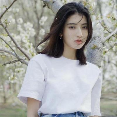 短剧演员伊米娜