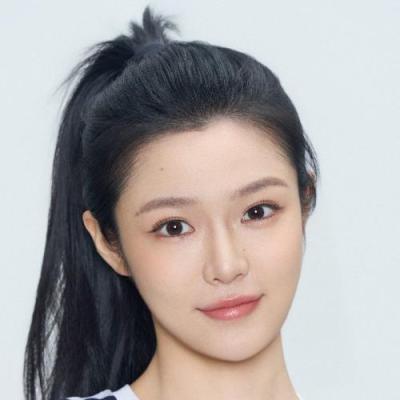 短剧演员张安妮