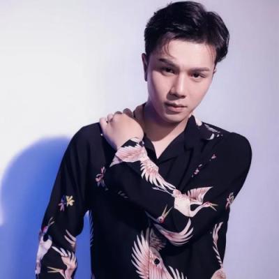 短剧演员