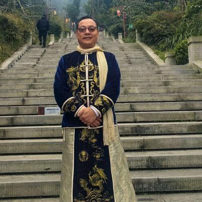 短剧演员曾升宁