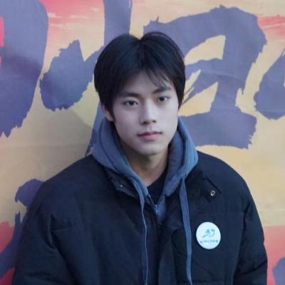 短剧演员