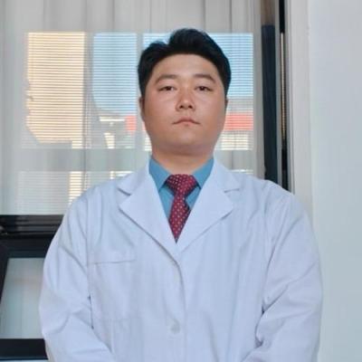 短剧演员贾振