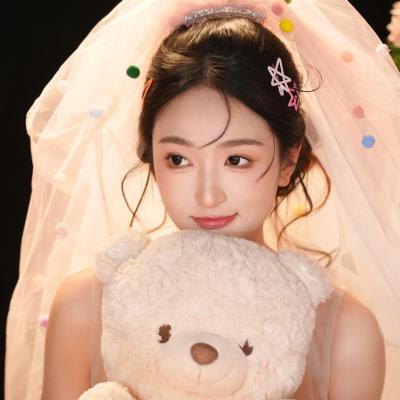 短剧演员陶醉