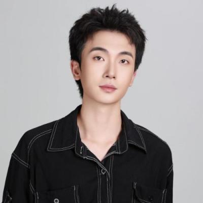 短剧演员陶品言