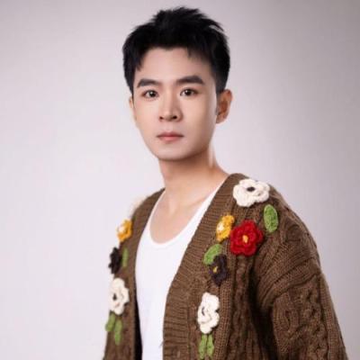 短剧演员朱俊泽