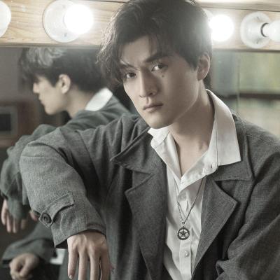 短剧演员余天健