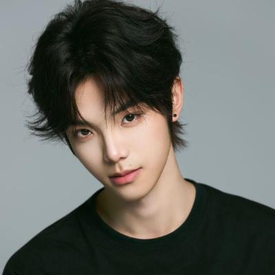 短剧演员邹非池