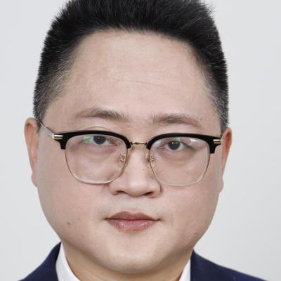 短剧演员陈江华