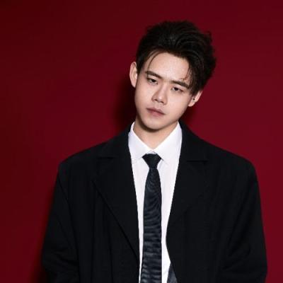 短剧演员