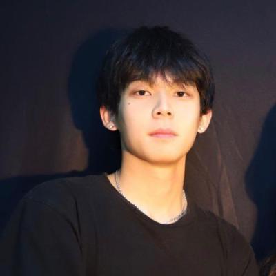 短剧演员郑新杰