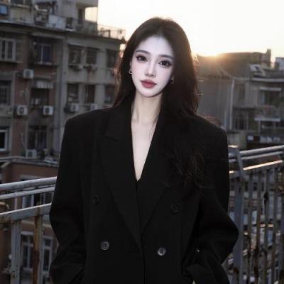 短剧演员侯李宁