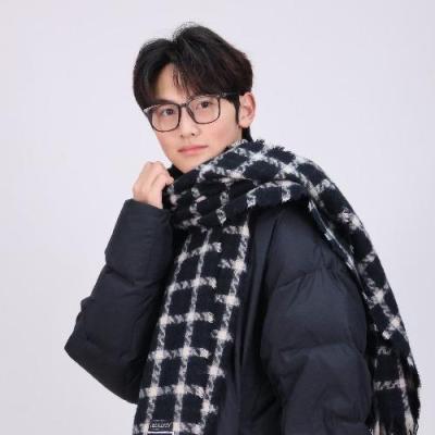 短剧演员章骏杰