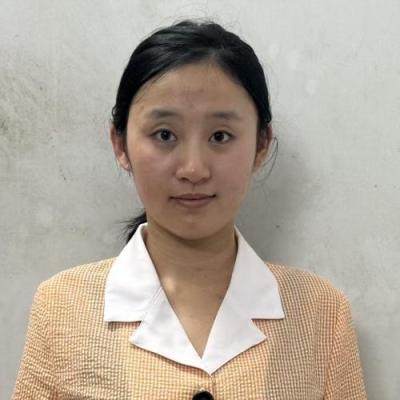 短剧演员张静涵