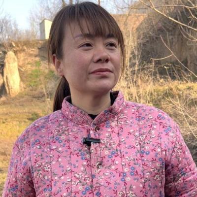 短剧演员芳芳