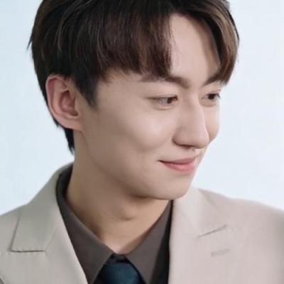 短剧演员